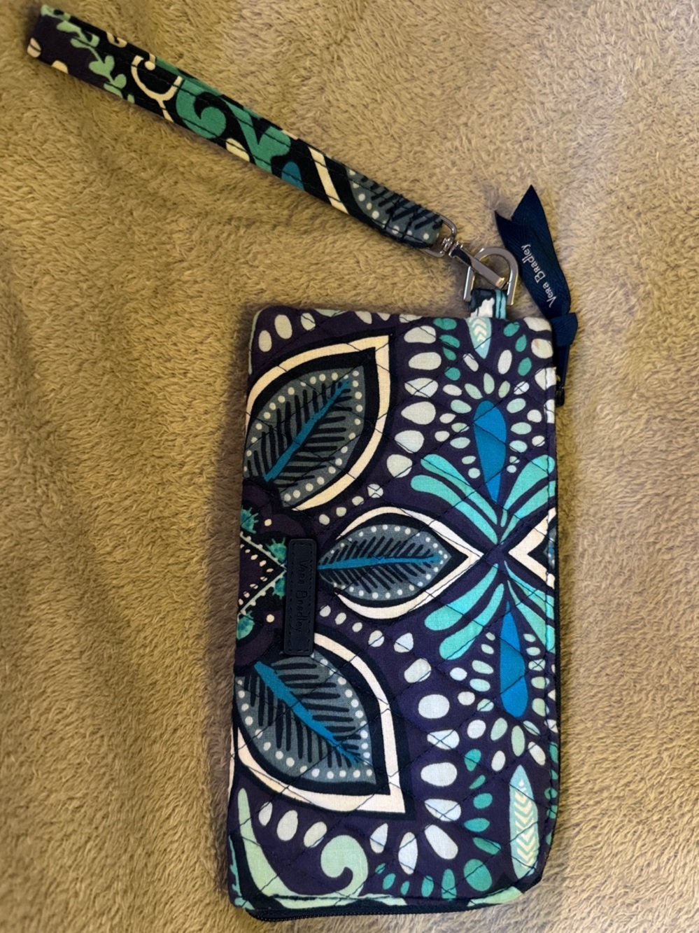 Vera Bradley Navy Teal Floral Quilted Wristlet Wallet